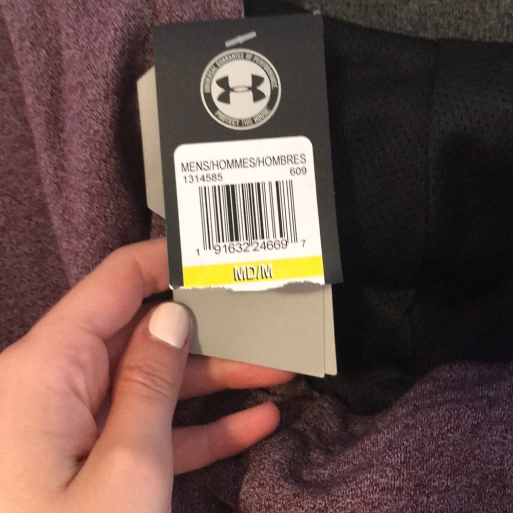 Under Armour Hoodie Medium - Picture 3 of 4